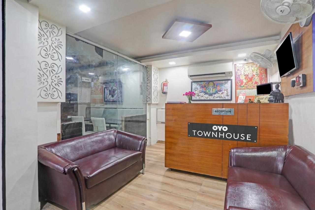 Townhouse 1150 Hotel Dayal Palace Chinhat Eksteriør bilde